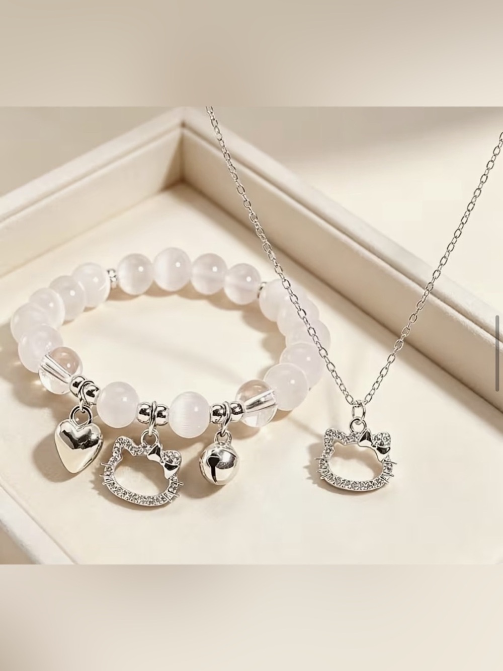 Sanrio Hello Kitty Crystal Bead Bracelet and Necklace Set Crystal Bead Bracelet